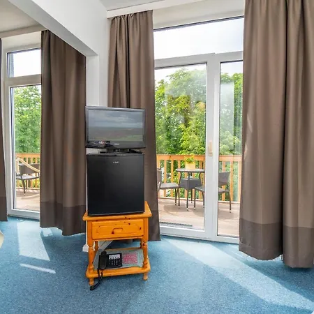 Holsteinische Schweiz Hotel 3*