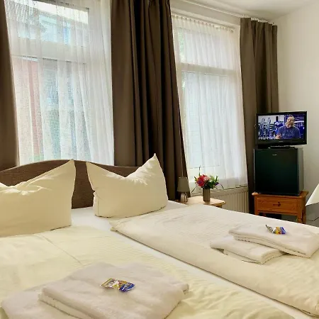 Hotel Holsteinische Schweiz 3*