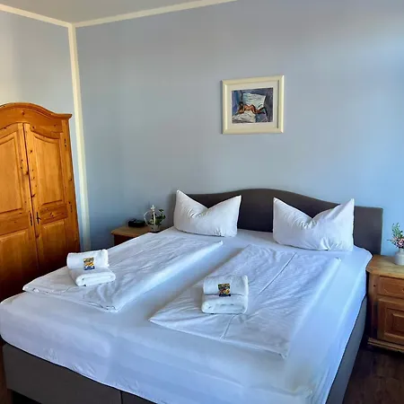 Hotel Holsteinische Schweiz 3*