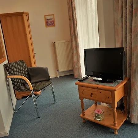 Hotel Holsteinische Schweiz 3*