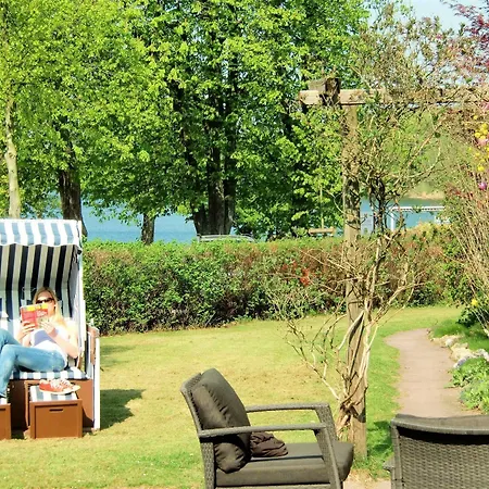 Hotel Holsteinische Schweiz 3*